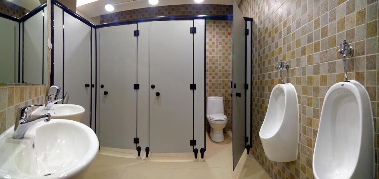 Bulatan Hostel Tanjong Aru Buitenkant foto